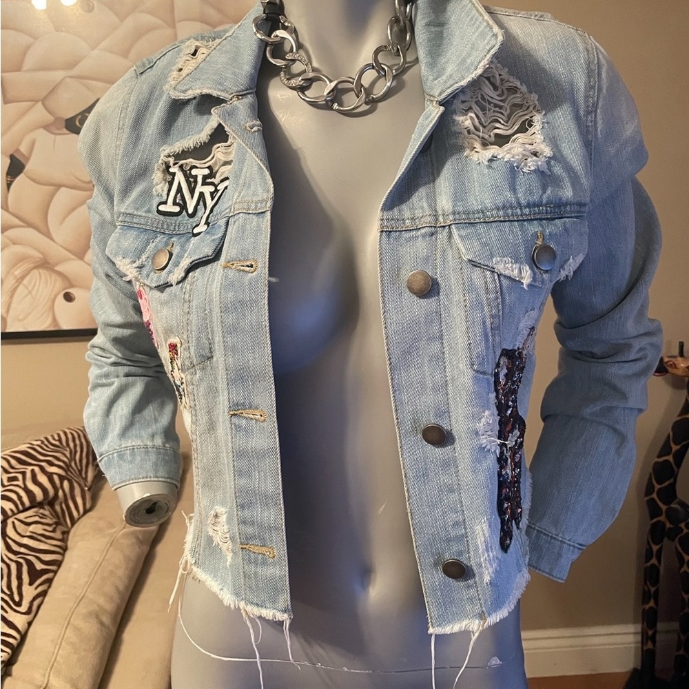 Design Lab Lord & Taylor Blue Denim Jacket with Logos❤️